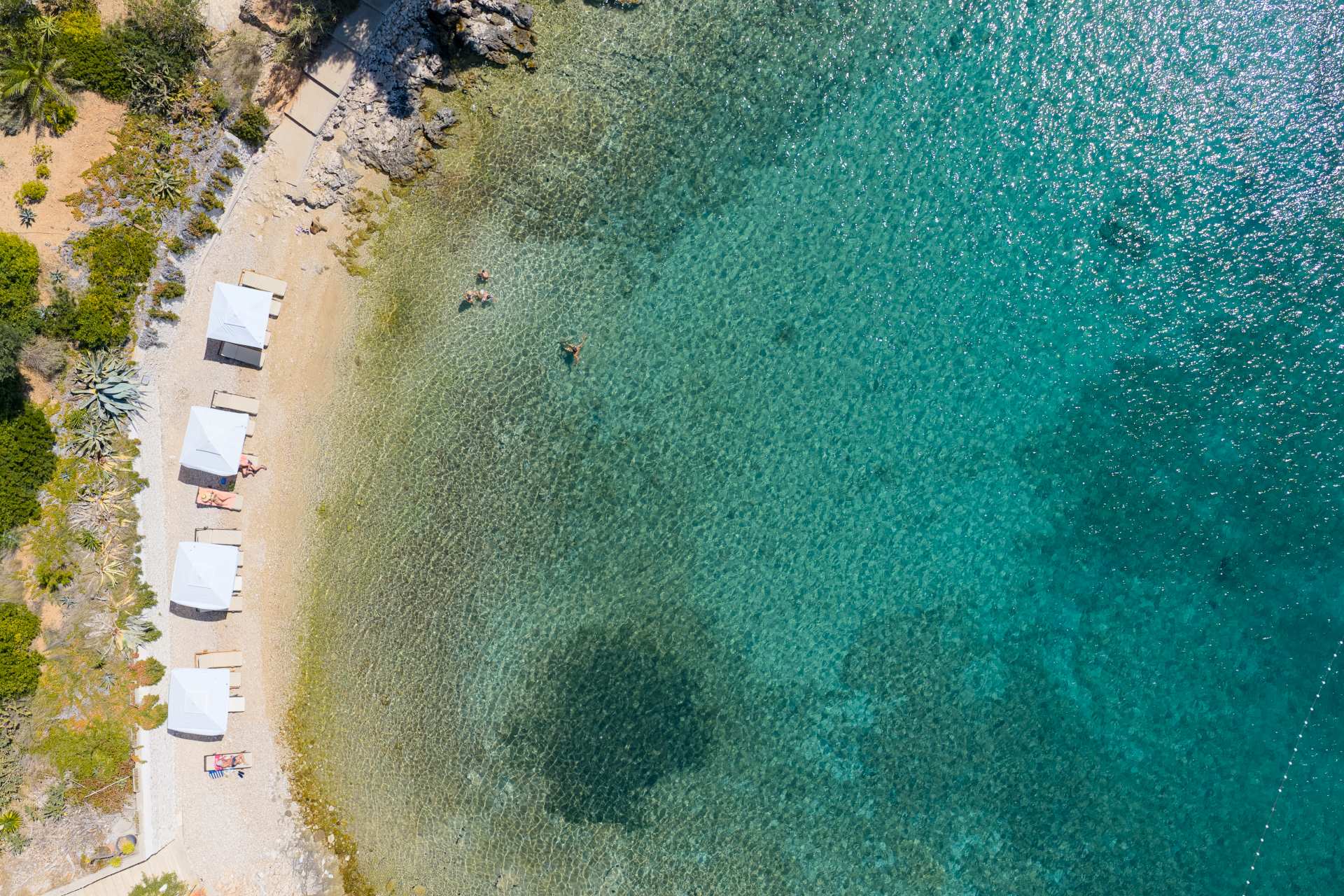 pakleni-vinogradisce beach.jpg