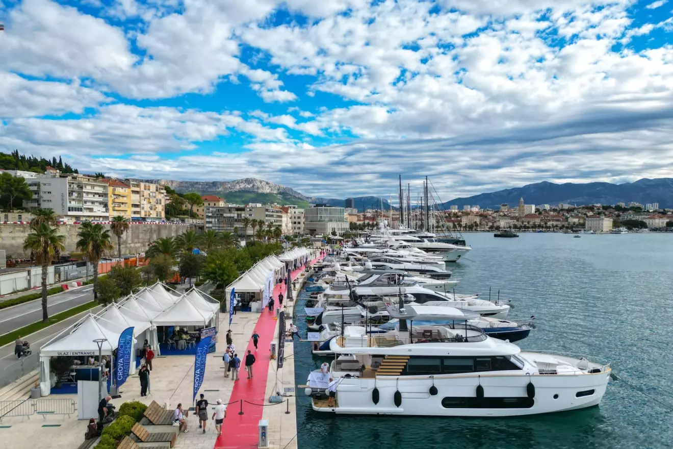 croya-yacht-show-split-jahte.jpg