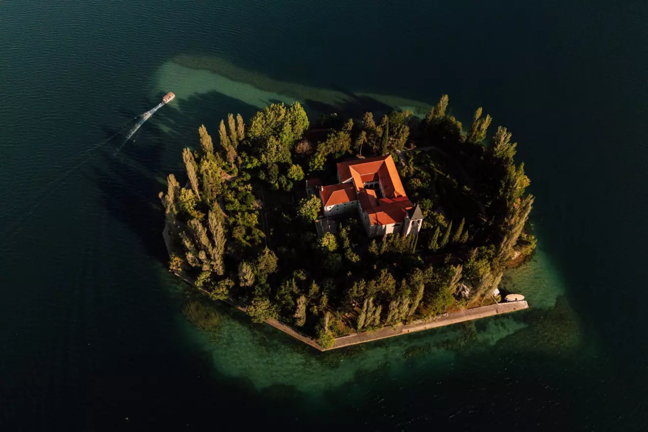 DJI_20250621191921_0213_D.jpg