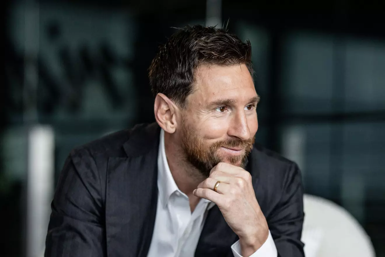 Leo Messi - sunreef yachts.jpg