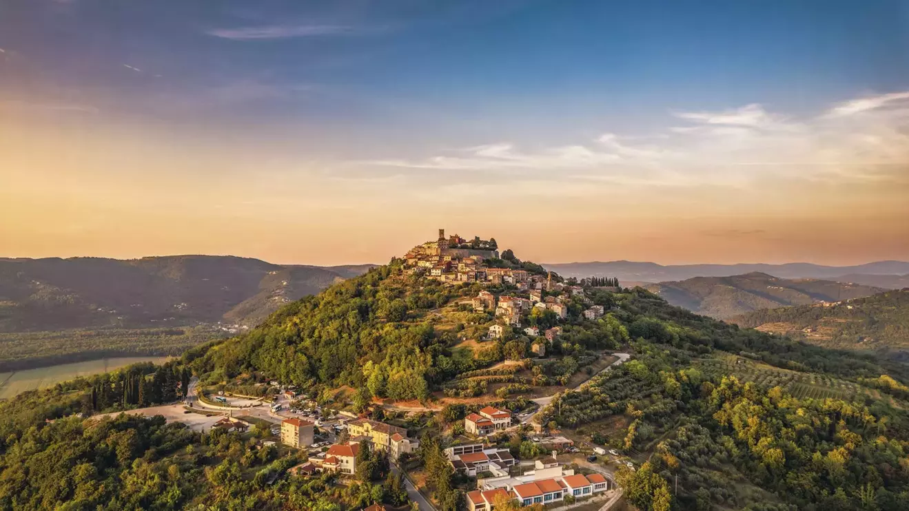 motovun-panoramic view.webp