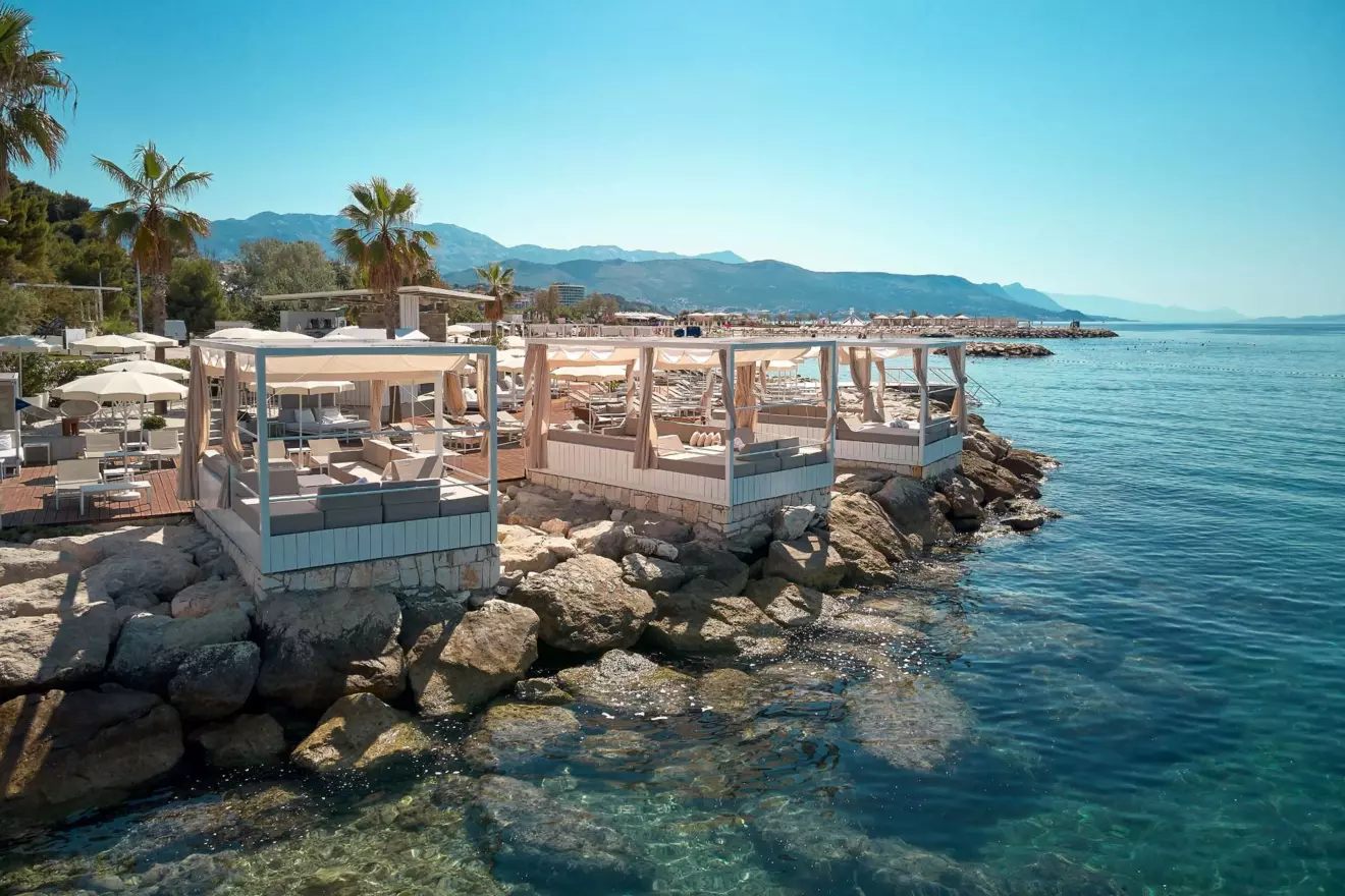 mistral-beach-club-2.jpg