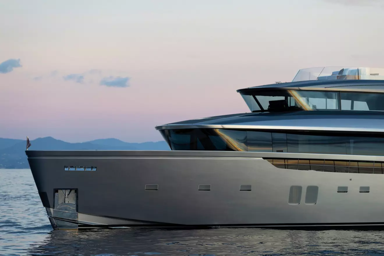 Sanlorenzo SX120 - bow side view.jpg