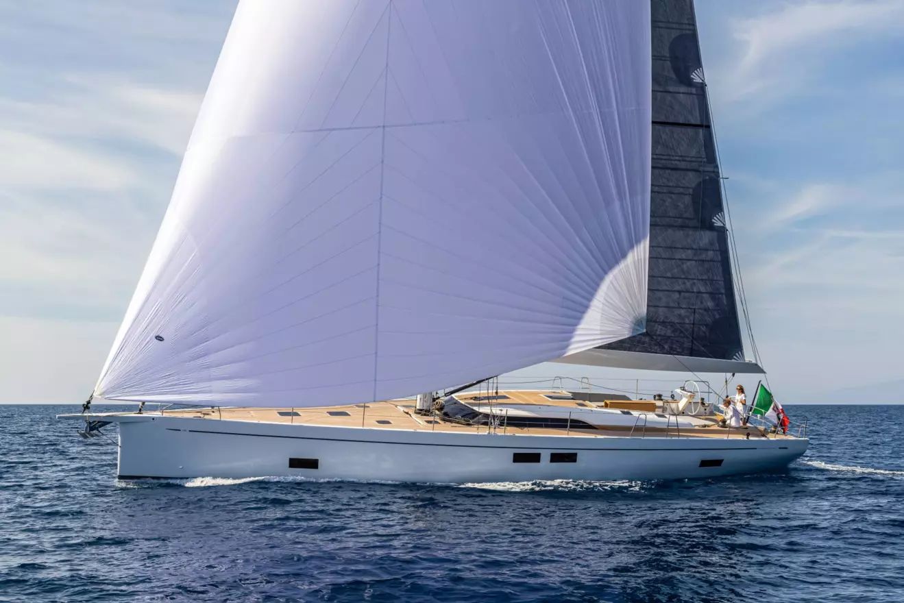 Grand Soleil 65 Long Cruise side view