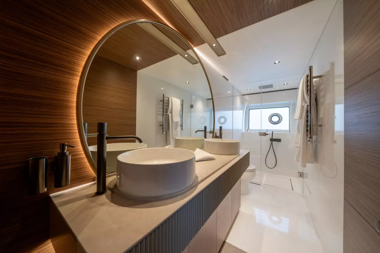 Luxury en-suite bathroom in the master suite of Sunseeker Ocean 82 yacht