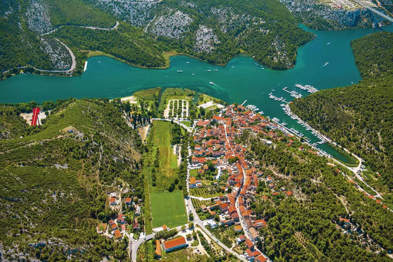 Skradin, pogled iz zraka