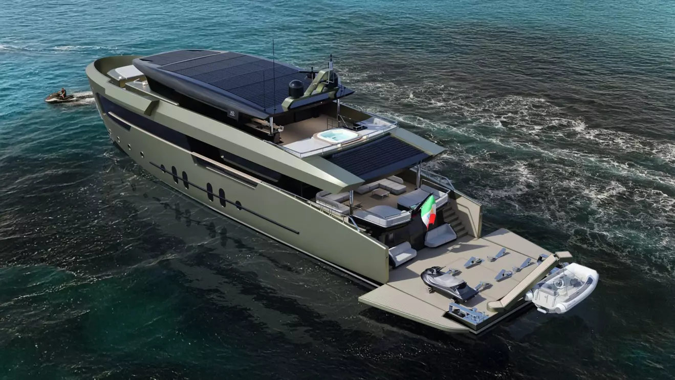 GX38 Voyager aft platform