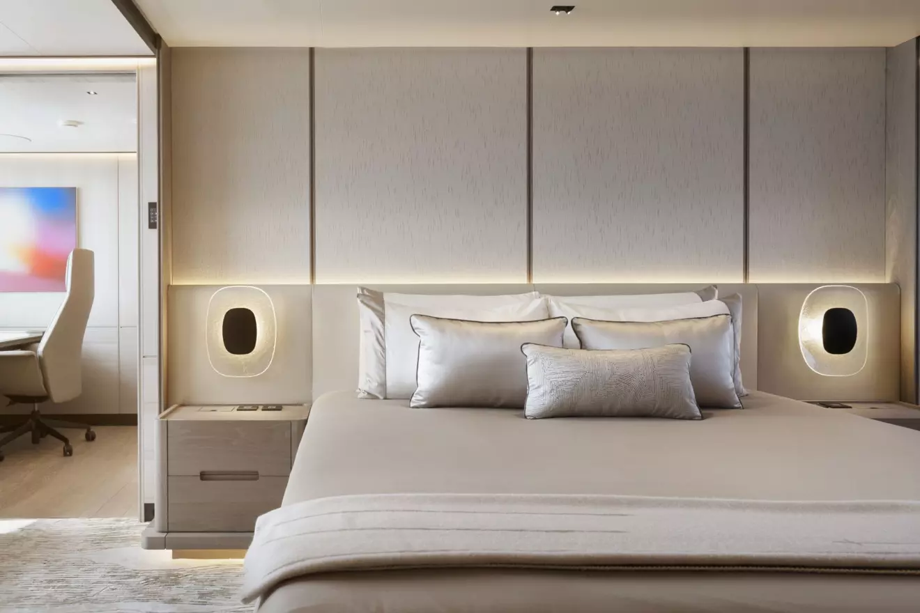 MY Gemini - owner room.jpg