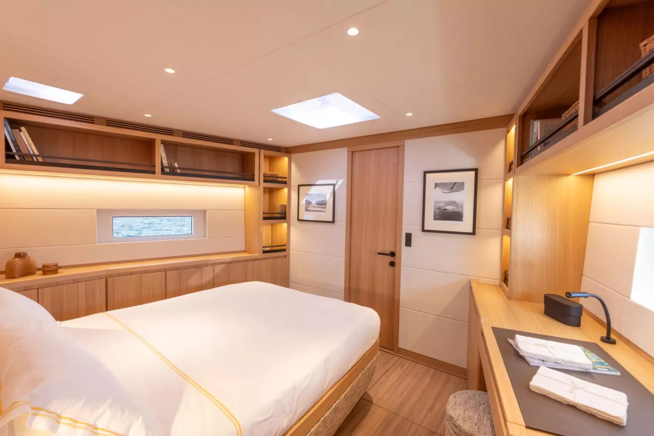 Grand Soleil Plus 80 Long Cruise - owner cabin.jpg