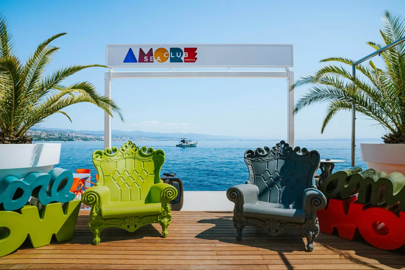 amore sea club, photo point