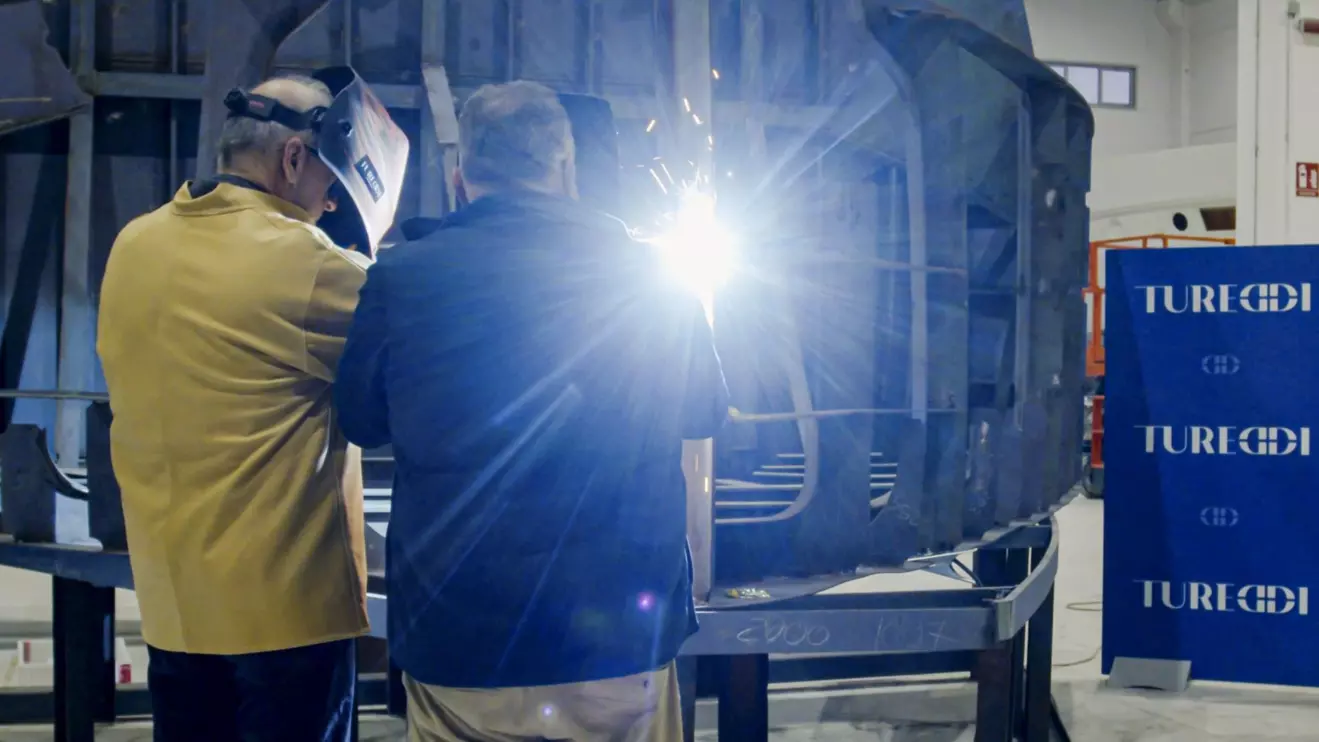 Azzurra 36 - Ceremony.jpg