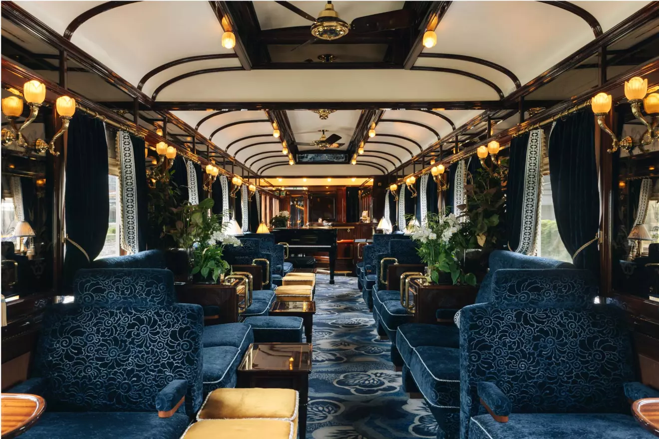 Venice-Simplon-Orient-Express-train-01.jpg