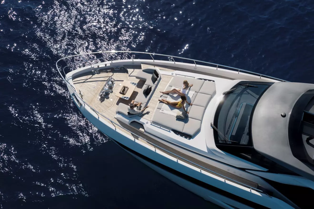 Ferretti Yachts 940-3.jpg