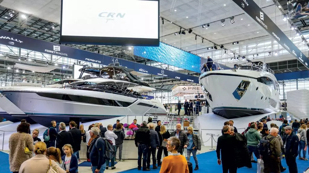 This is photo of a hall at boot Düsseldorf
