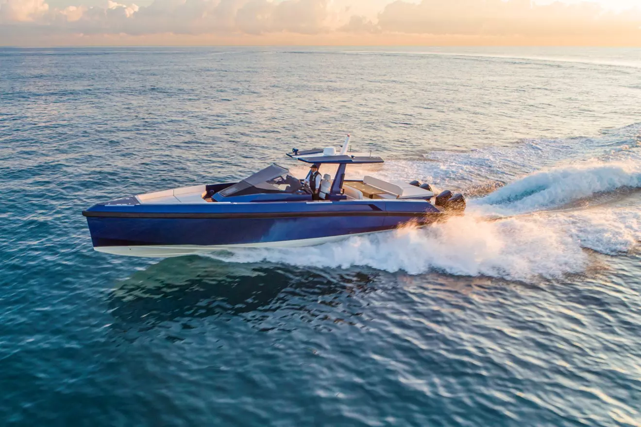 wallytender48X - side view.jpg