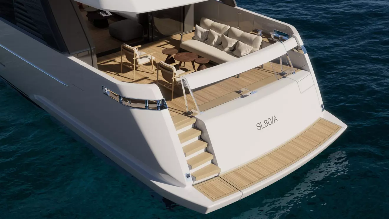 Sanlorenzo SL80A - aft view.jpg