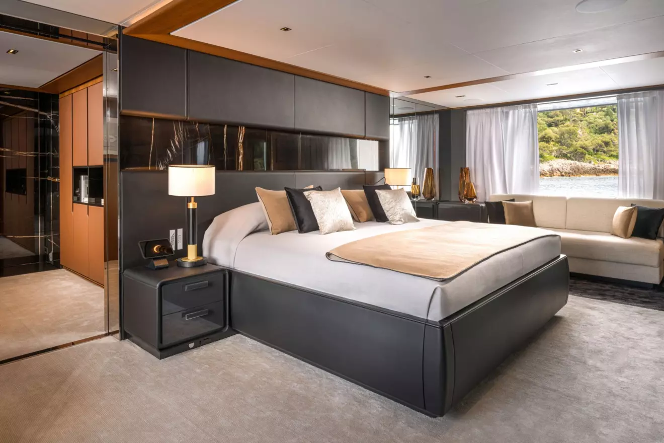 Riva 54 Metri  master cabin