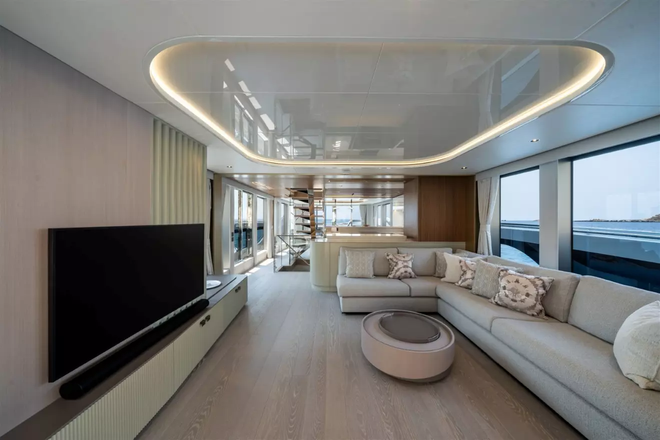 Sunseeker Ocean 82 Enclosed main deck salon interior with 360-degree panoramic glass views