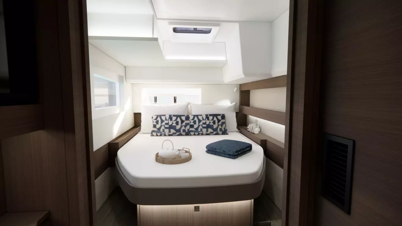 Leopard 43 - cabin.jpg