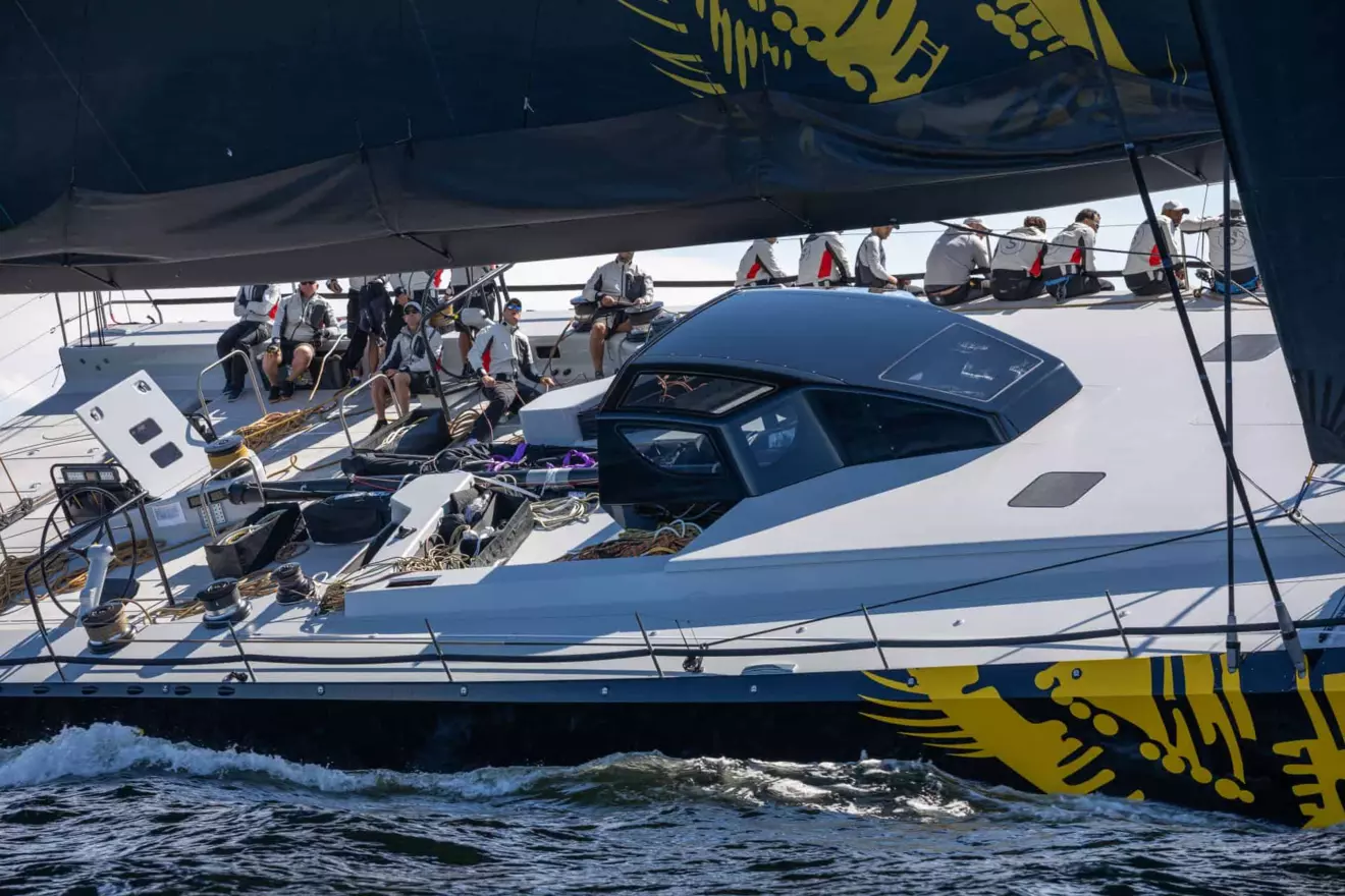 clubswan-125-crew-17.jpg