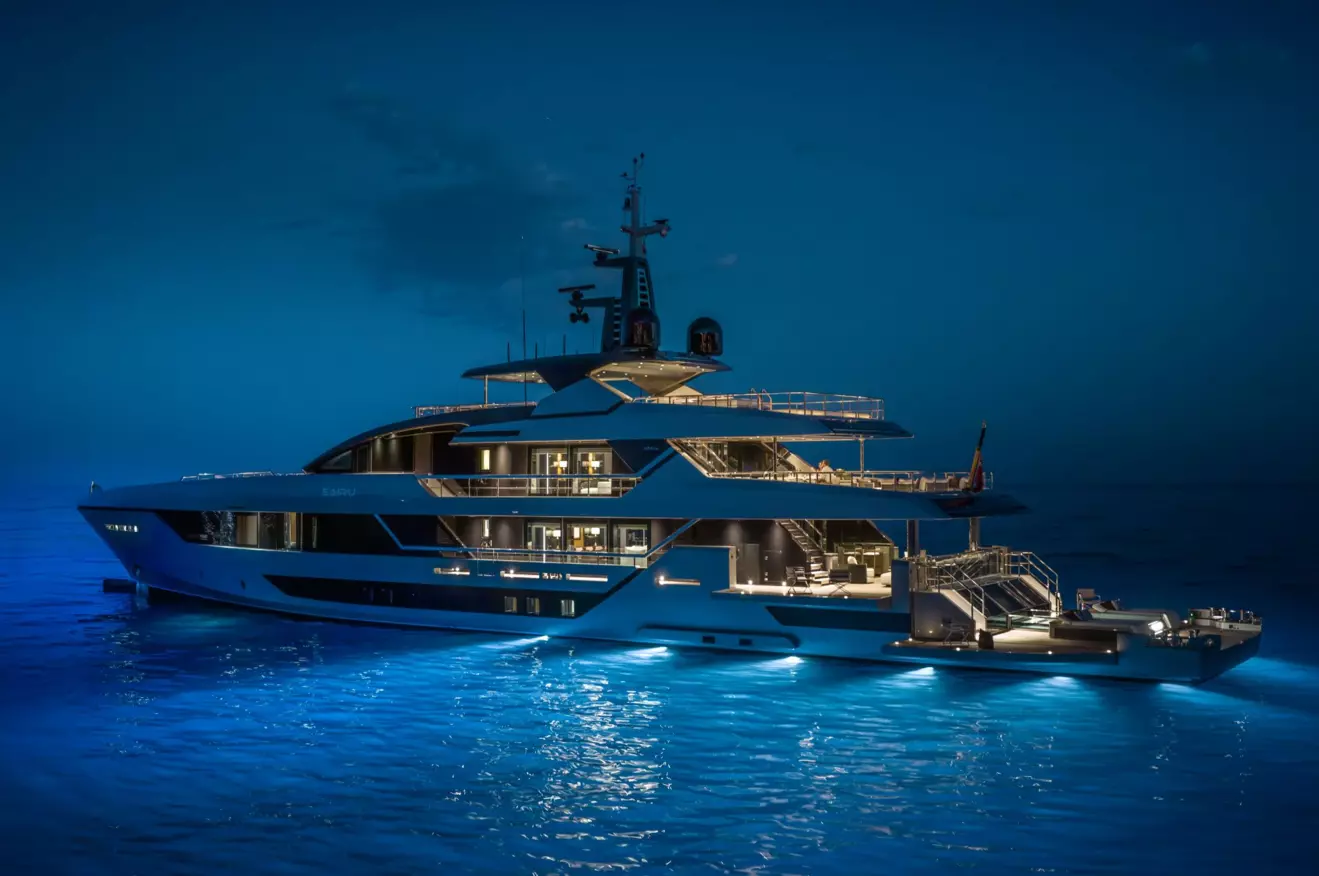 Riva 54 Metri - side aft view.jpg