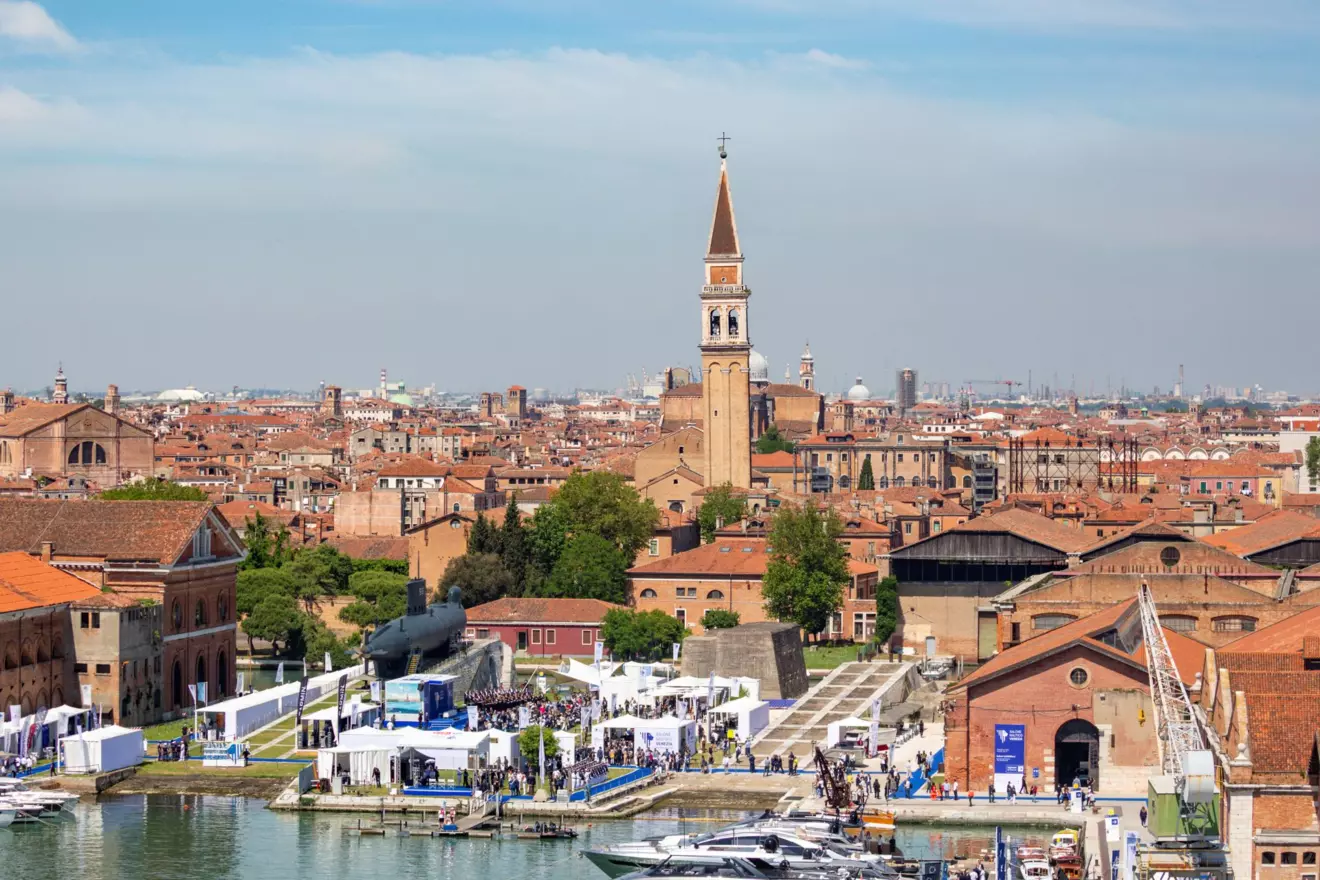 venice boat show - panoramic view.jpg