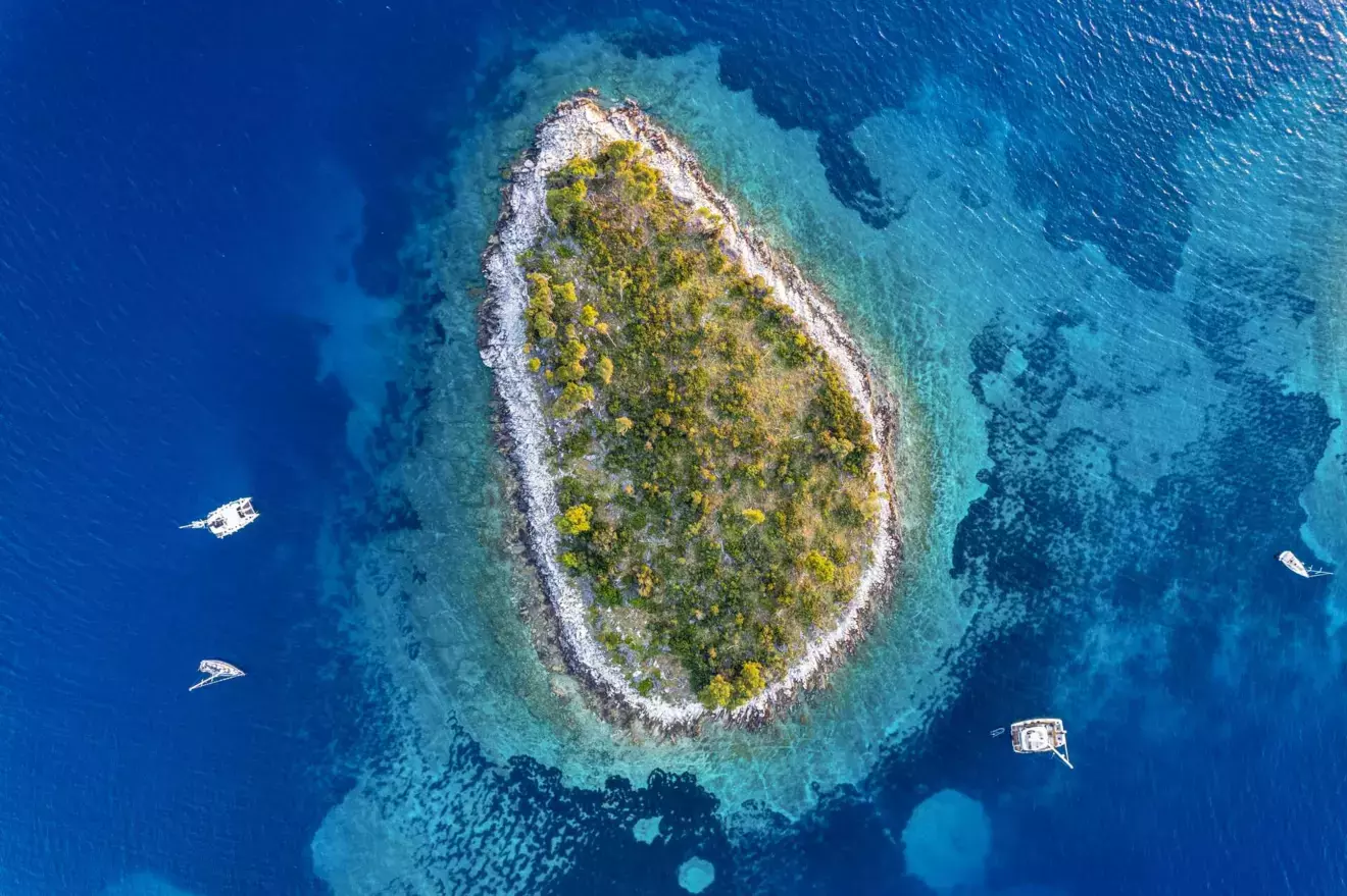 Split to Split Luxury Yacht Itinerary: 7 Days of Island Highlights