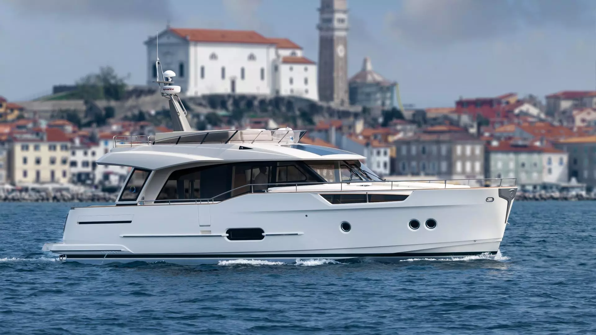 Greenline 48 Review: Gentleman’s Choice