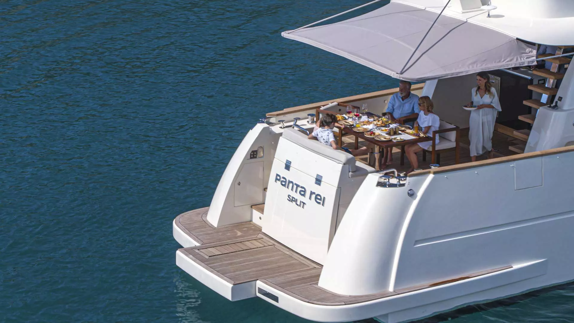 27-Monachus-70-PANTA-REI-aft-cockpit-alfresco.jpg