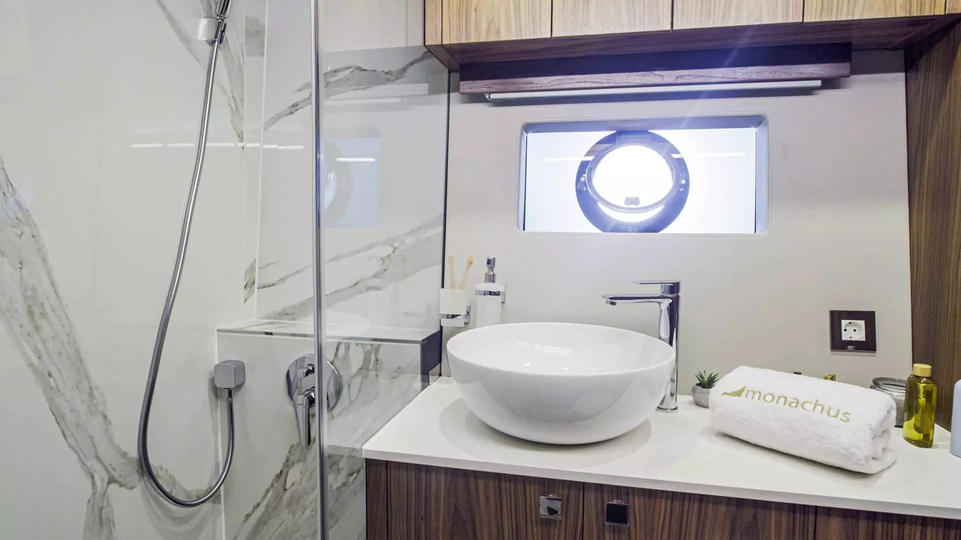 36-Monachus-70-PANTA-REI-Master-bathroom.jpg
