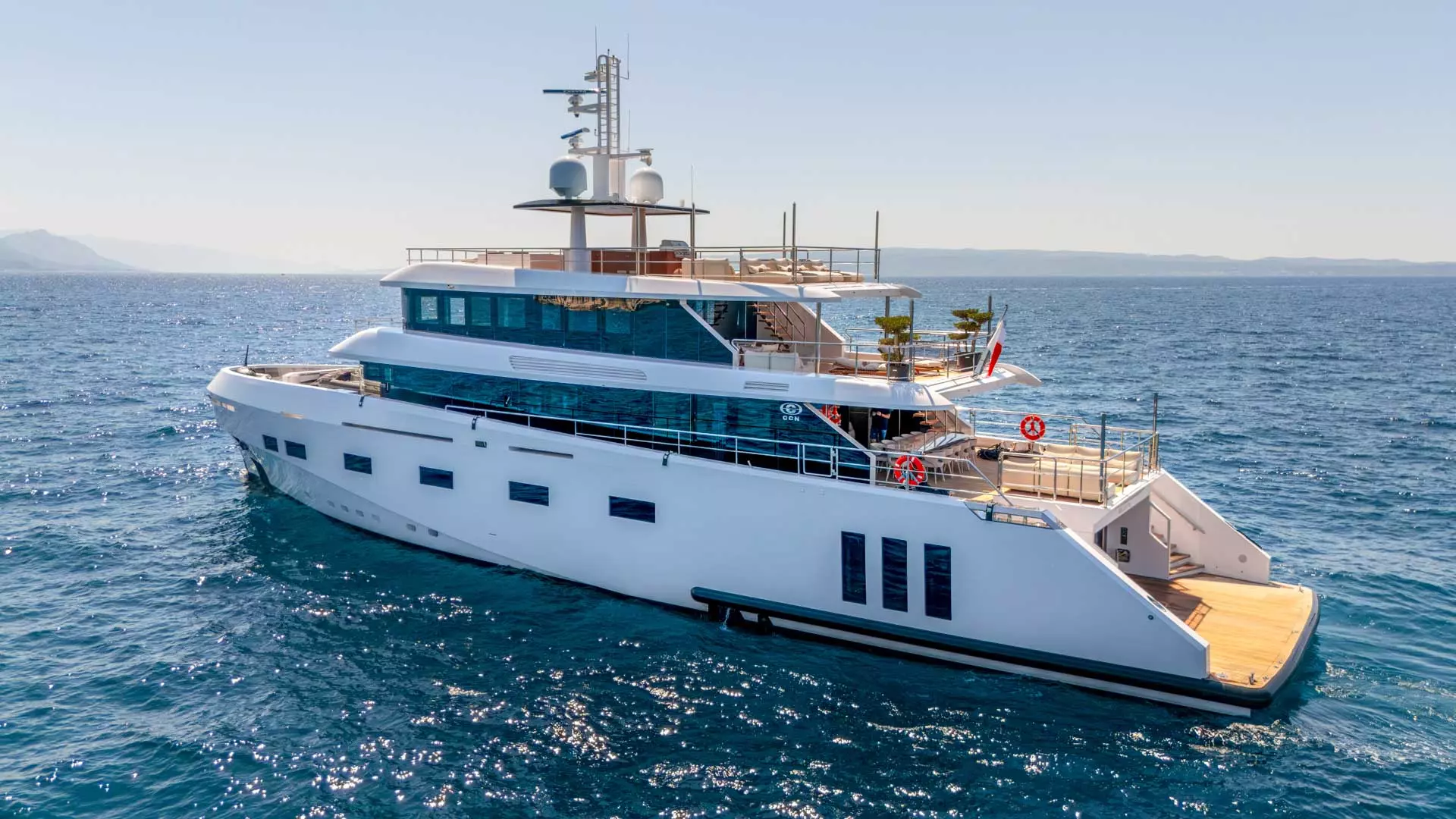 05-Renata-portside_.jpg