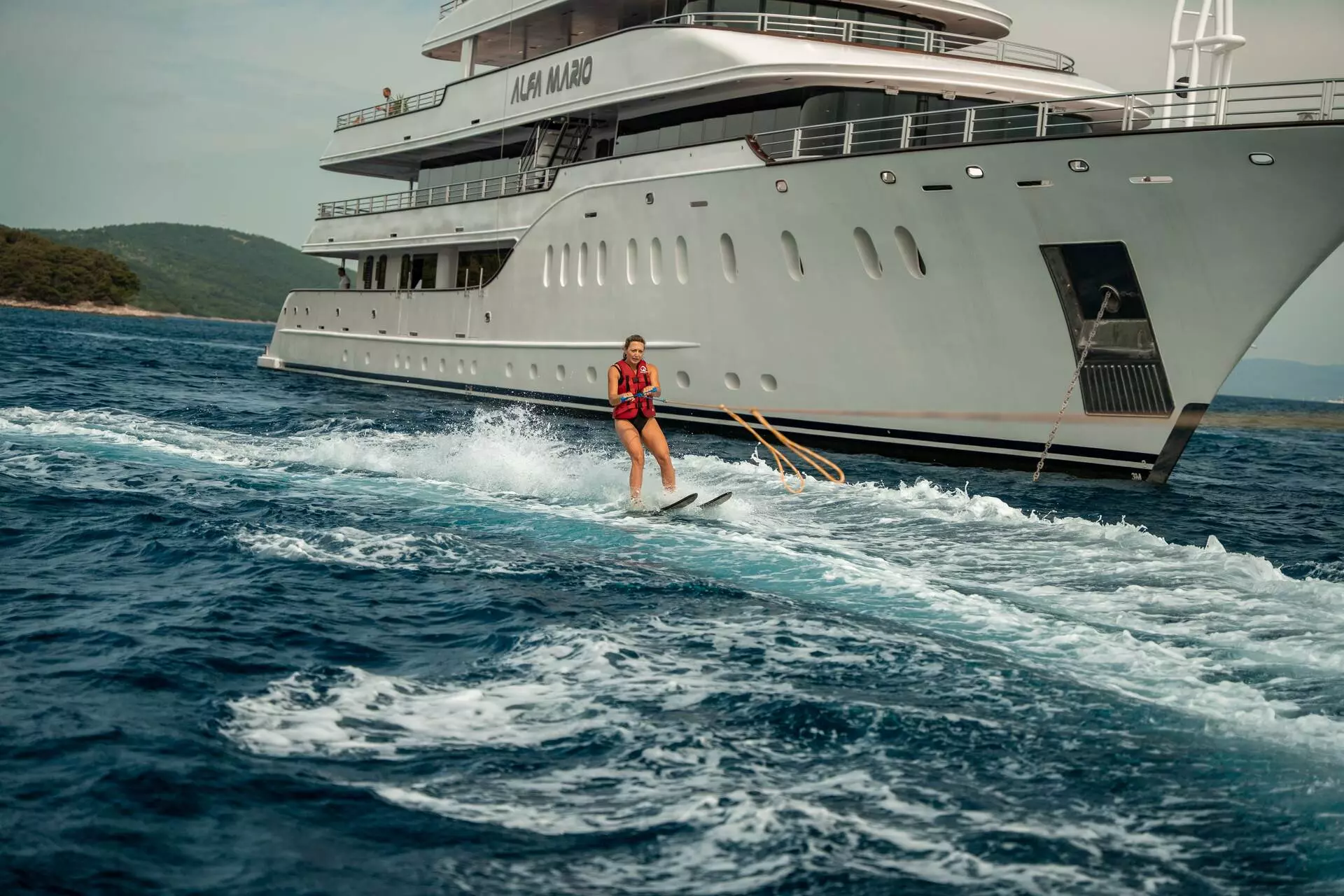 20. ALFA MARIO Water toys.jpg