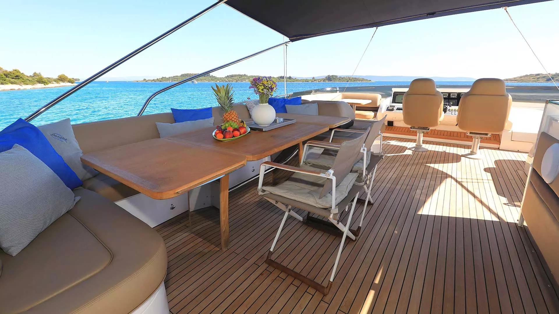 08-INSIEME-Sundeck_.jpg