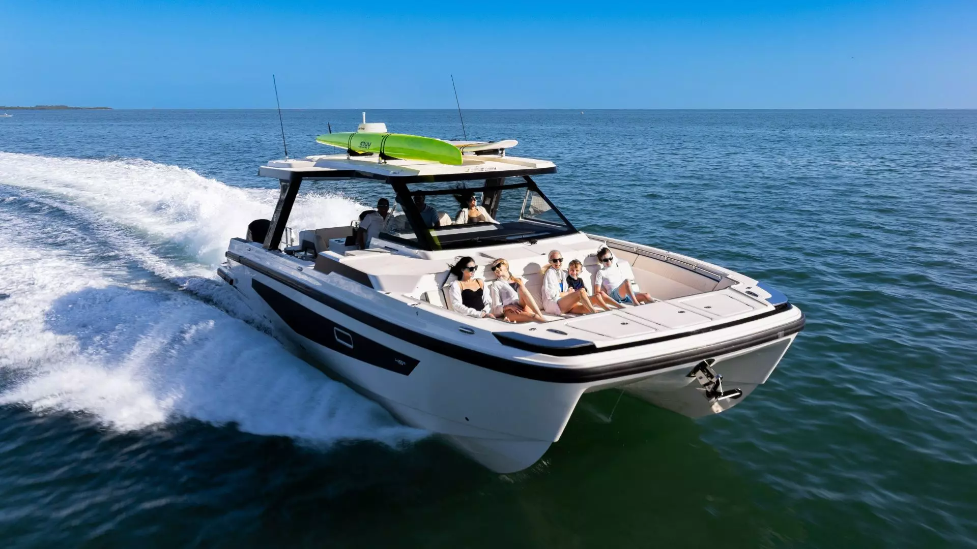 Aquila Reveals the 45 Sport Power Catamaran