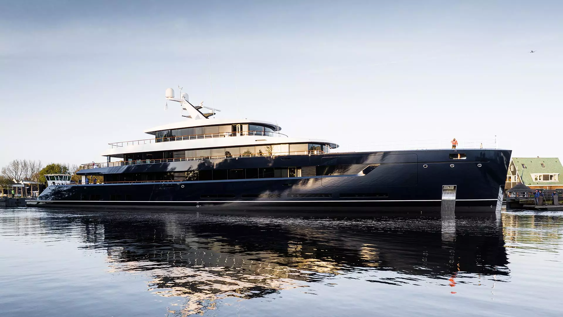 Feadship ONE leaves the yard at Kaag