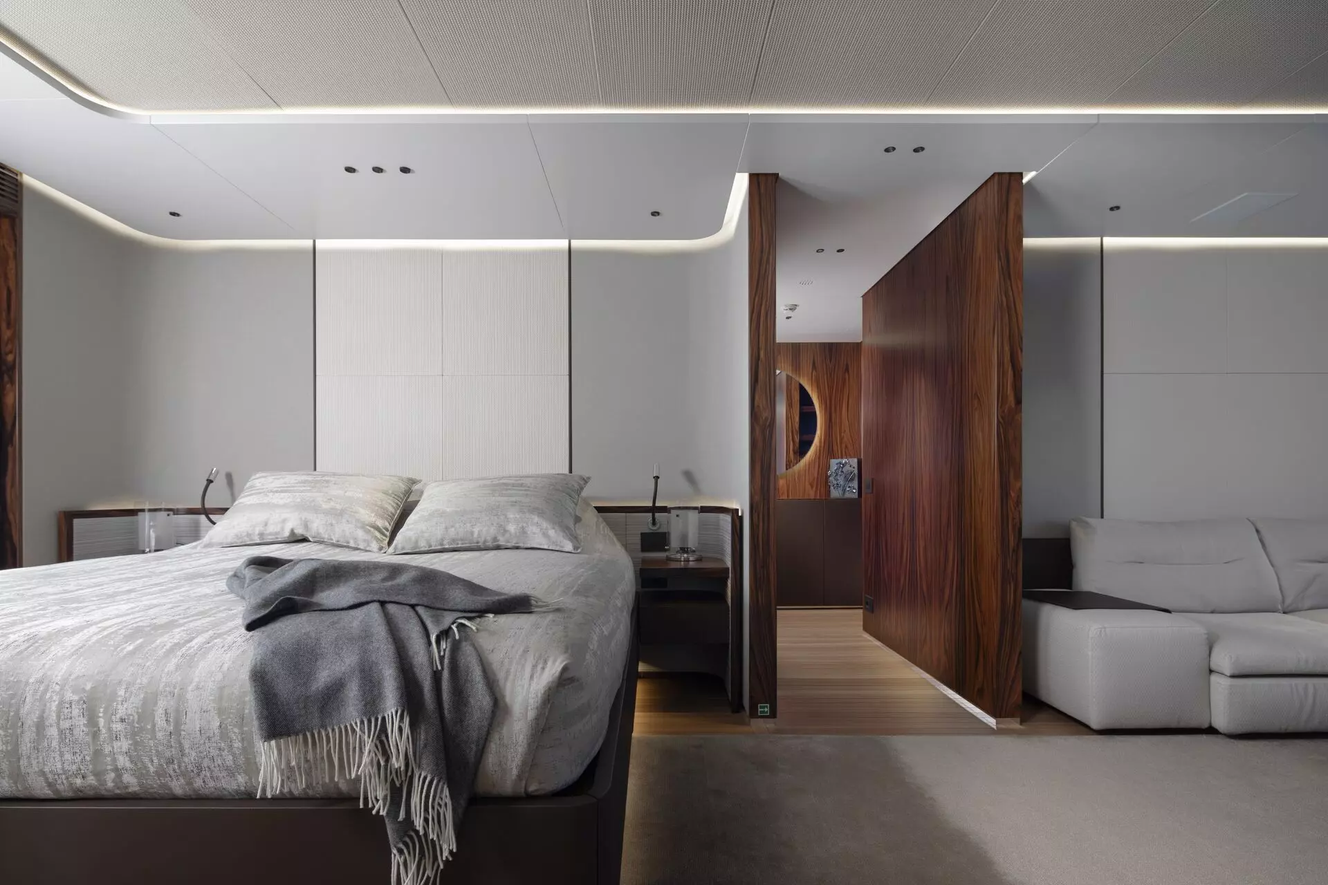 15 LEXSEA_23.Master Stateroom.jpg