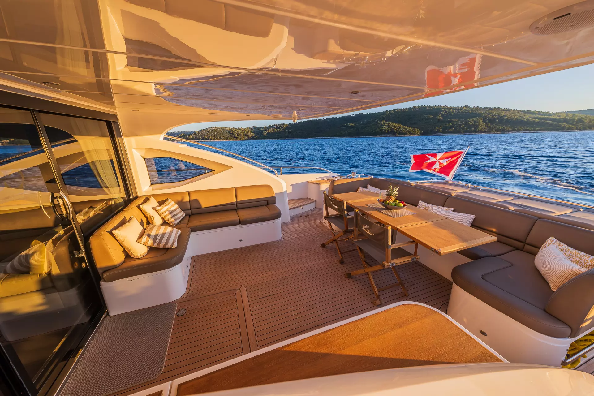 19-Gitana-II-stern-view_.jpg