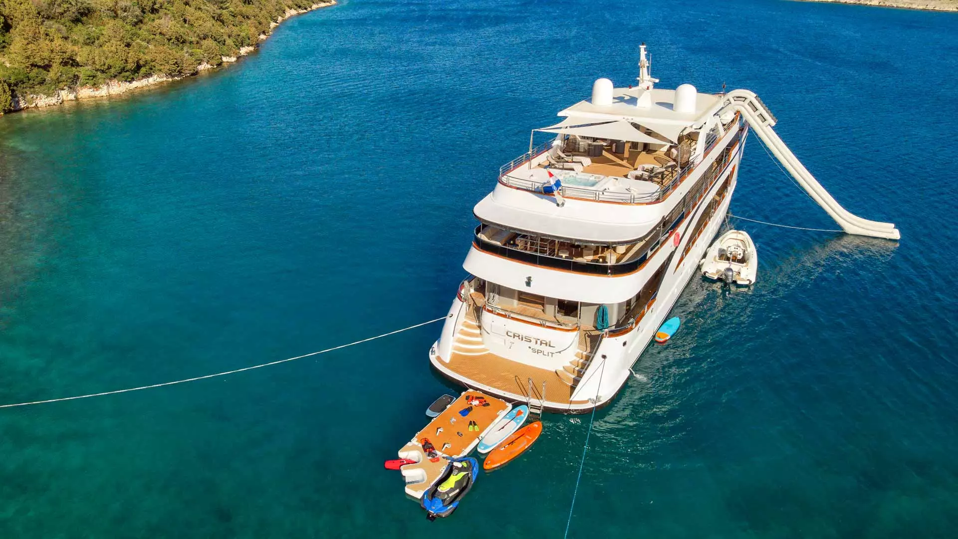 Cristal-aerial-view-aft-decks.jpg
