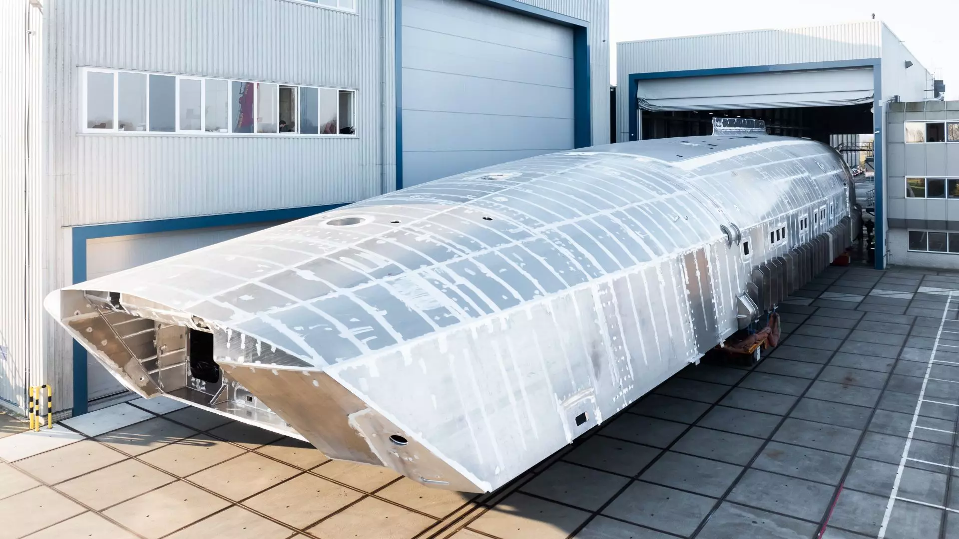 Royal Huisman Turns the Hull of 81m Project 412