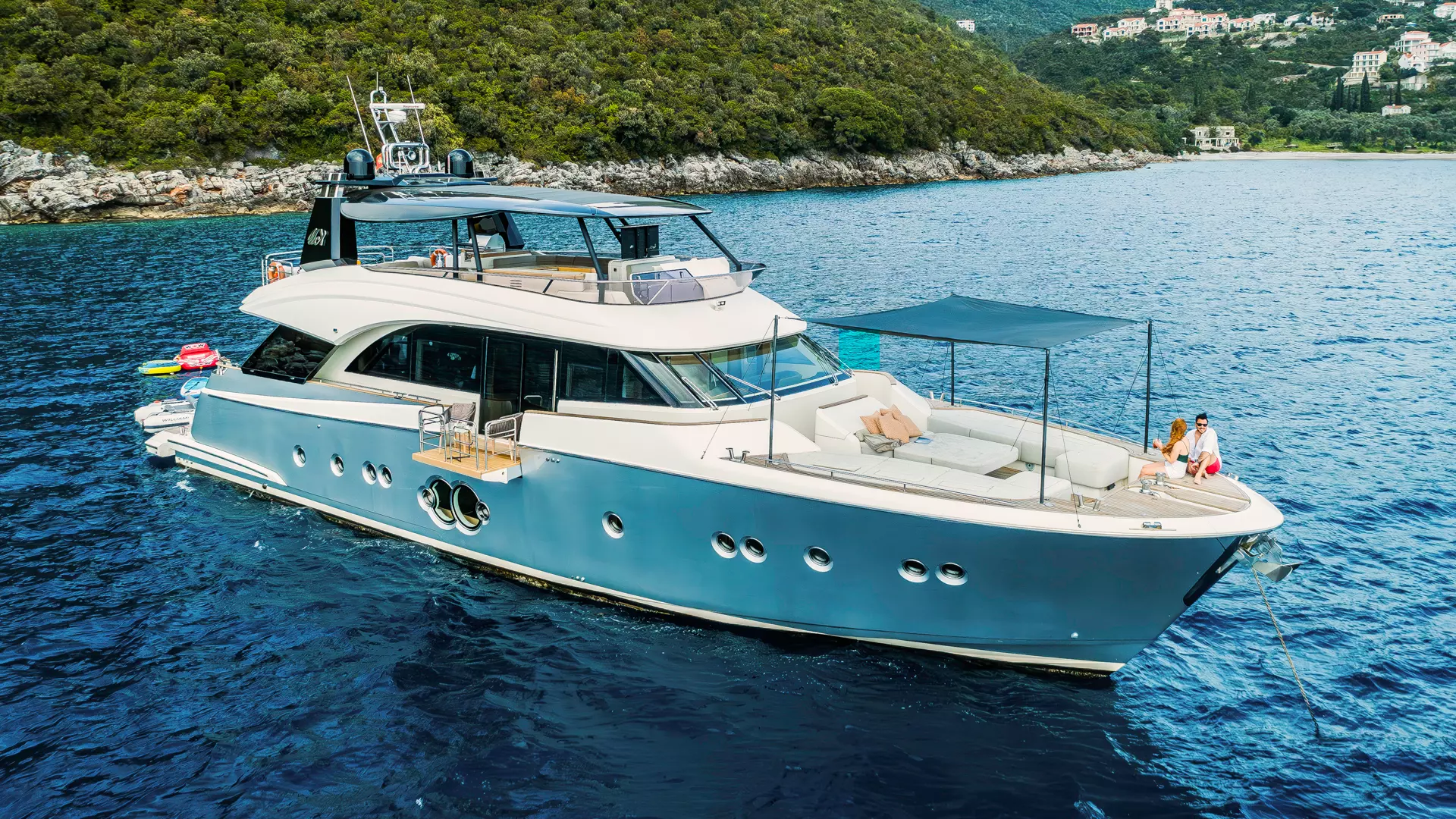 04-GIORGIO-bow-view_.JPG