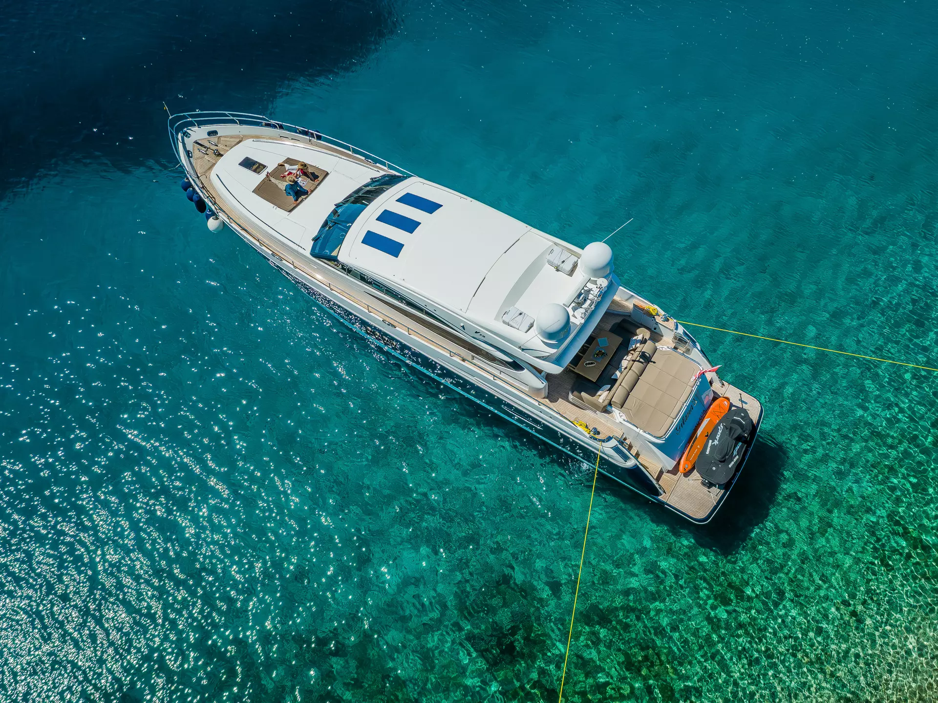 09-Gitana-II-aerial-anchored_.jpg