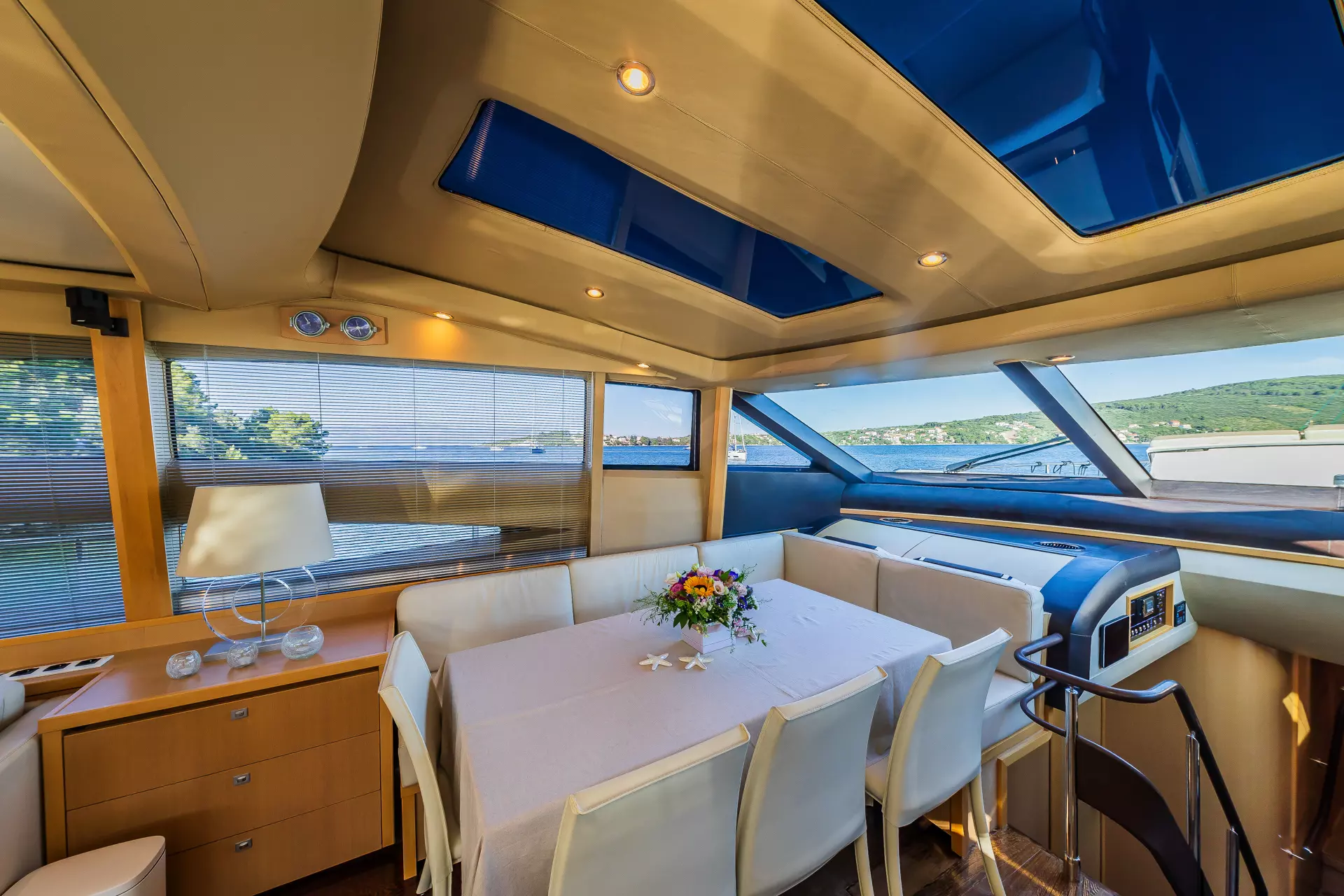 23-Gitana-II-dining-area_.jpg