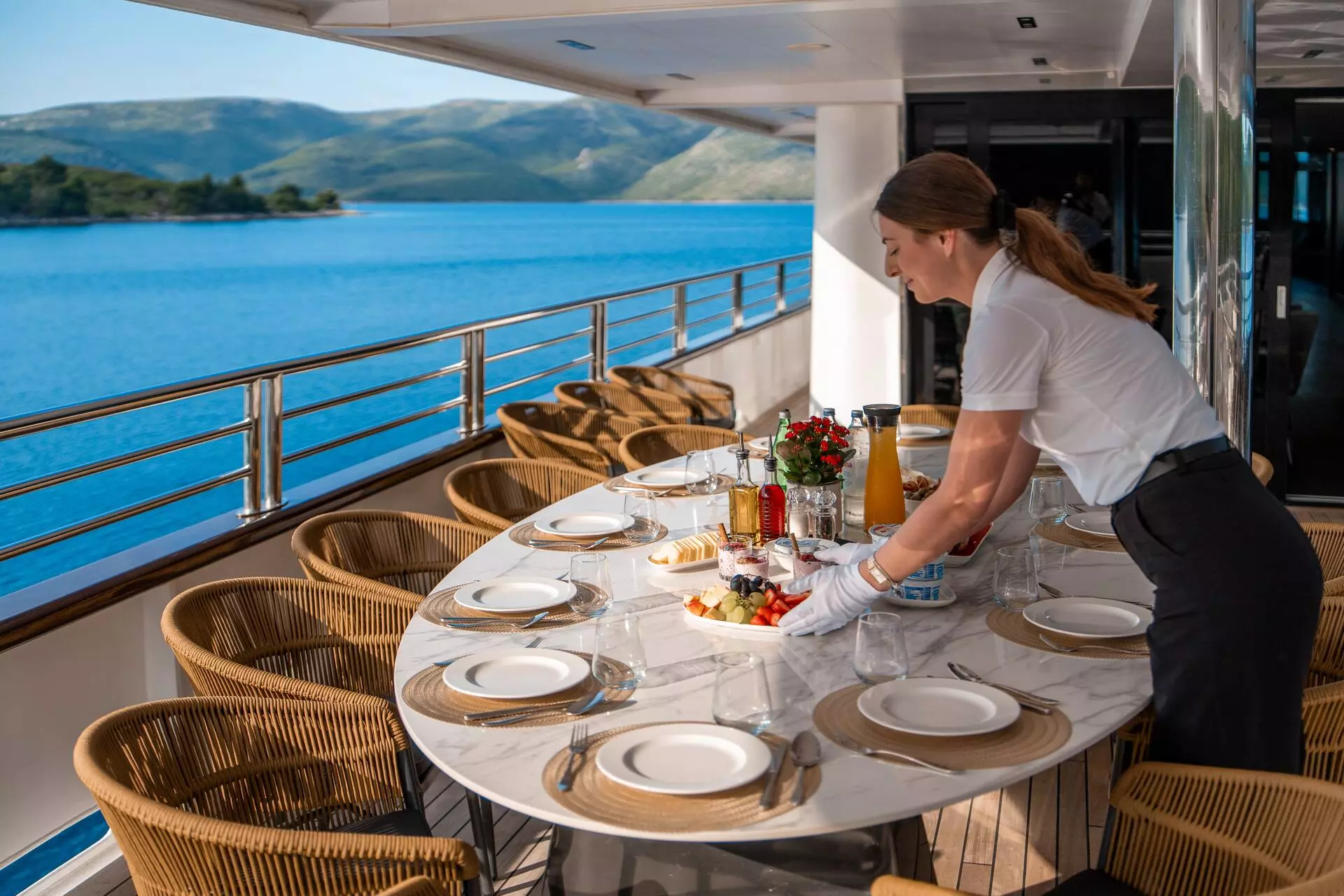 48. ALFA MARIO Crew service.jpg