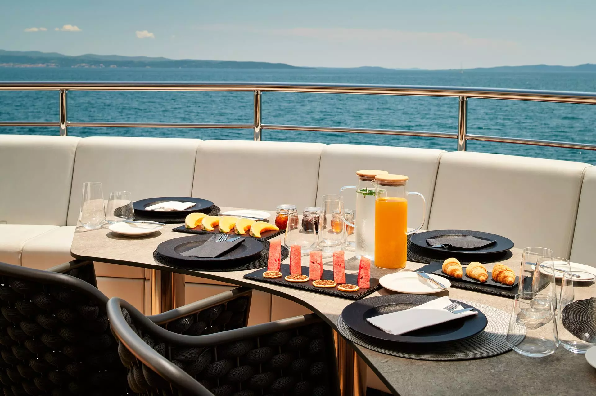 03 - Exterior Upper Deck Aft (3).jpg