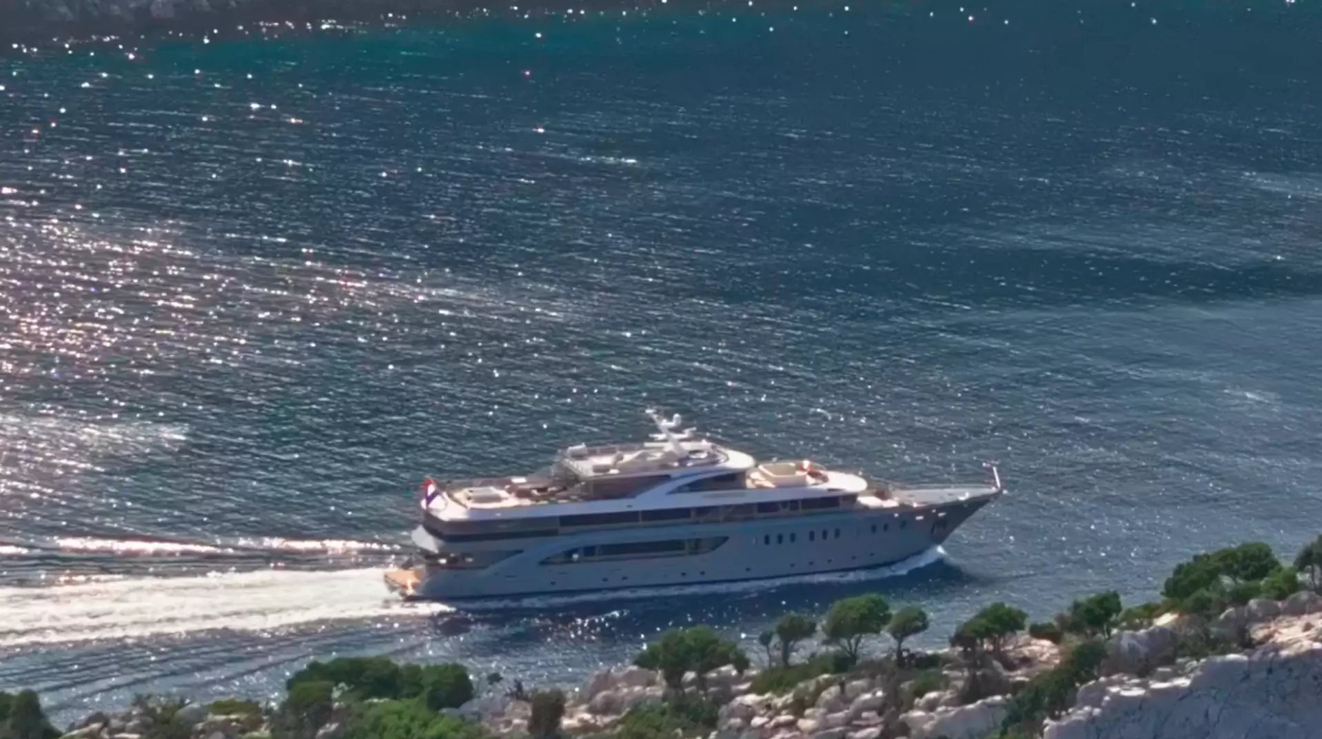 Inside Croatia’s Luxury Cruiser Charter Scene