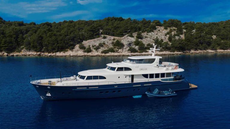 Dream anchored