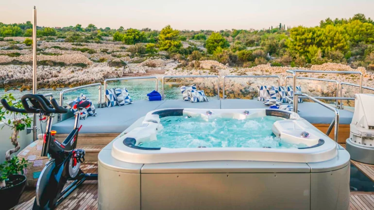 Jacuzzi aboard yacht